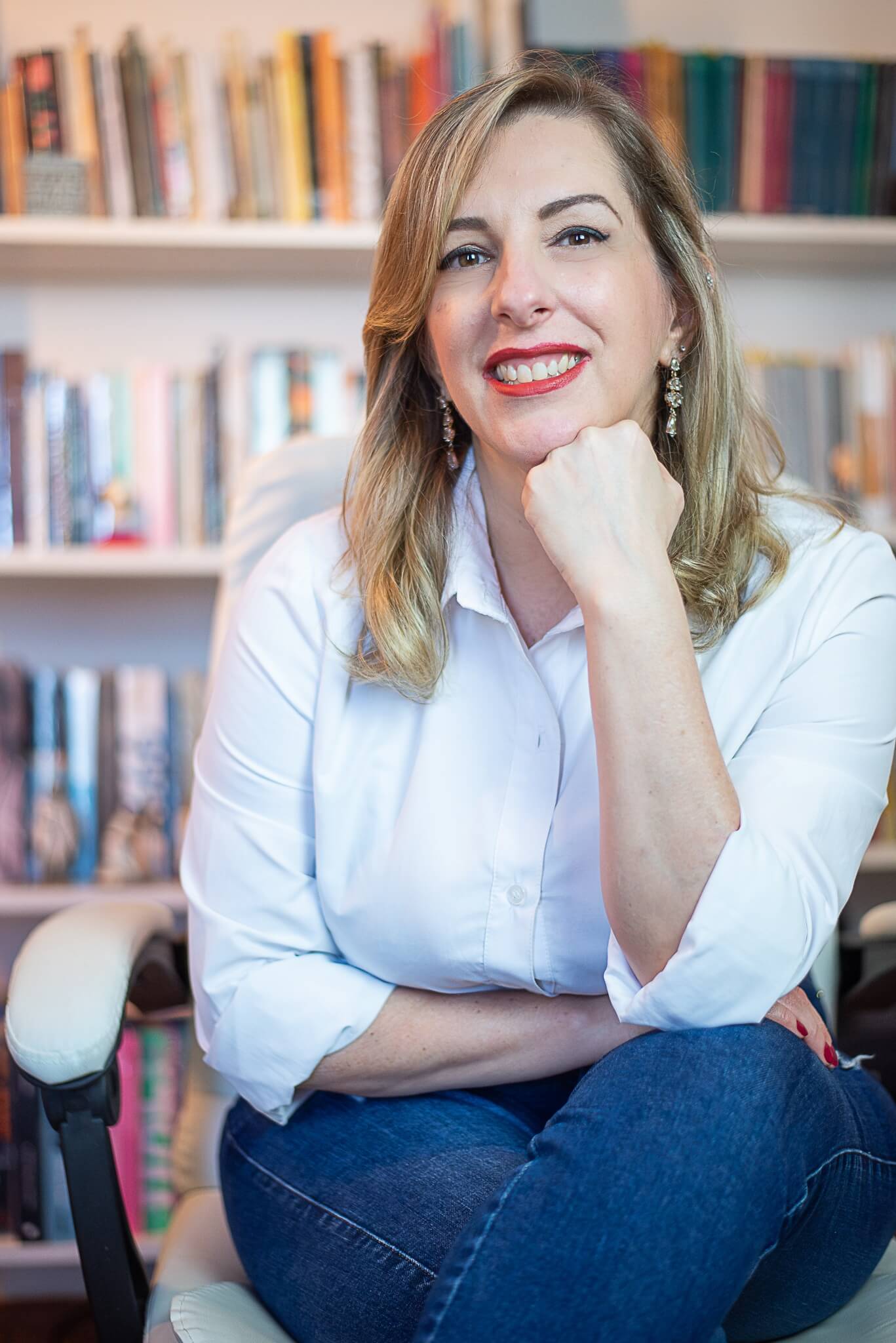 Daniela Euzebio - Analista e Arteterapeuta